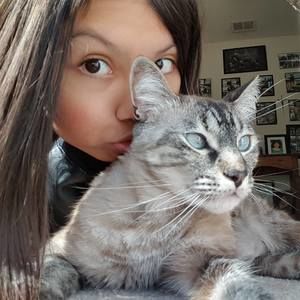 Meet your Posher, Kayla